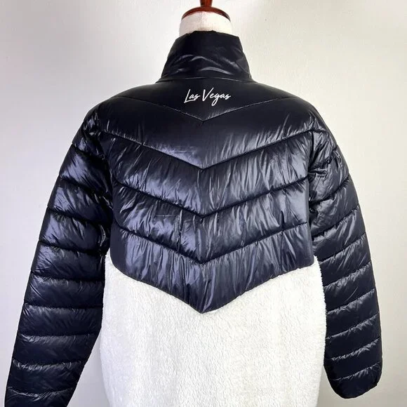 Las Vegas Raiders NFL Puffer Jacket Women's XL Black White Sherpa Gorpcore Fall - Picture 6 of 10